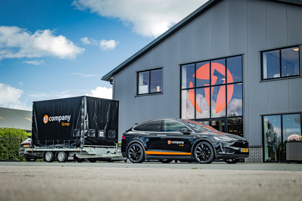 Zero-emissie logistiek met Tesla en aanhanger